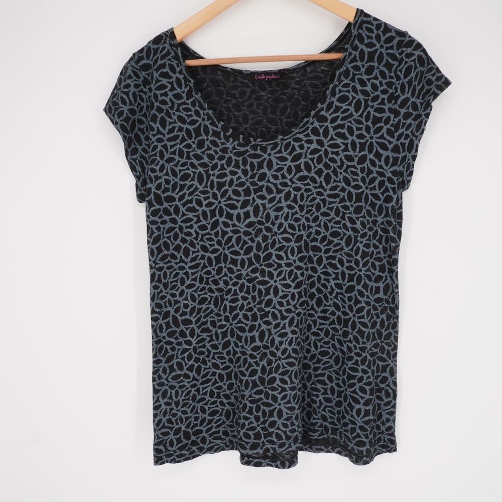 Fresh Produce T-Shirt Womens M Black Geomentric Print 100% Cotton USA Casual